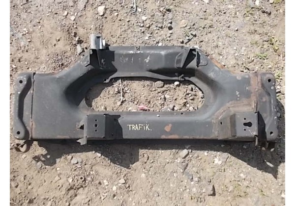 балка передня Рено Трафік 